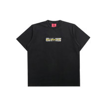Load image into Gallery viewer, Contra Hogan T-shirt
